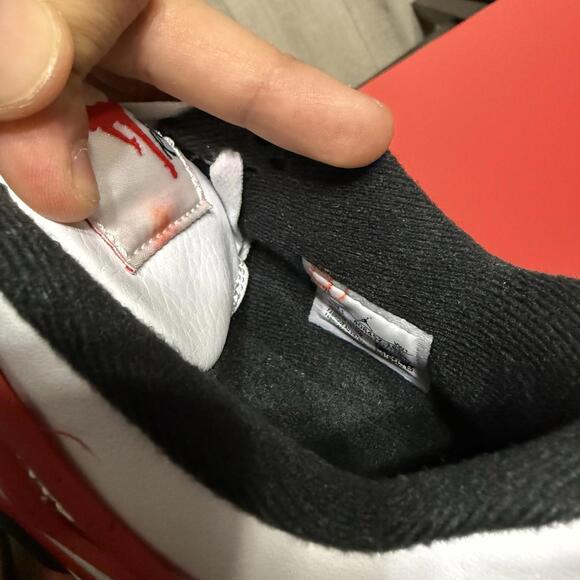 Nike Air Jordan 4 Retro Red Cement GS 408452-161 Size Men / Youth 6 - Picture 6 of 7